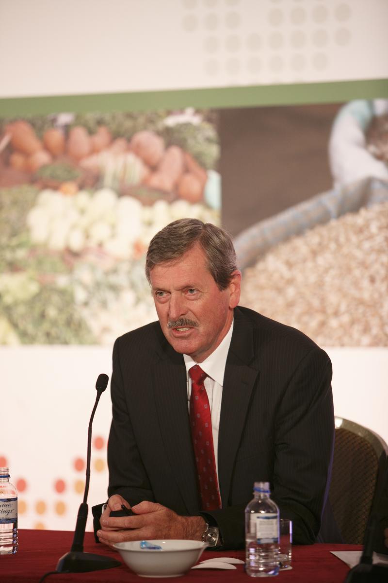 AAUN representative Prof Anton Maclachlan announcing the Research Development Fund at the AIFSC Conference. Photo credit Tim Pascoe Photography