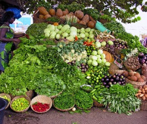 Vegetable market. Photo credit AVRDC
